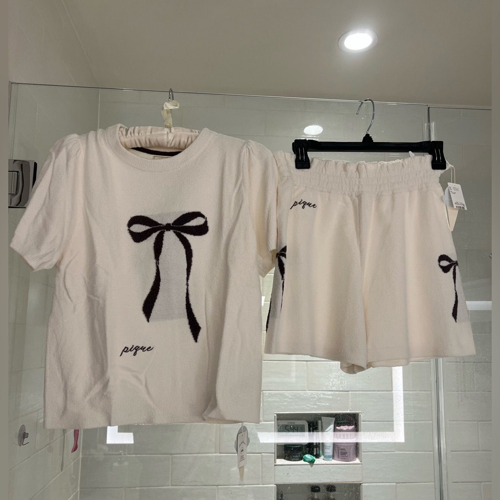 Cute Japanese Designer White Pj Set With Bow Design , Home Wear